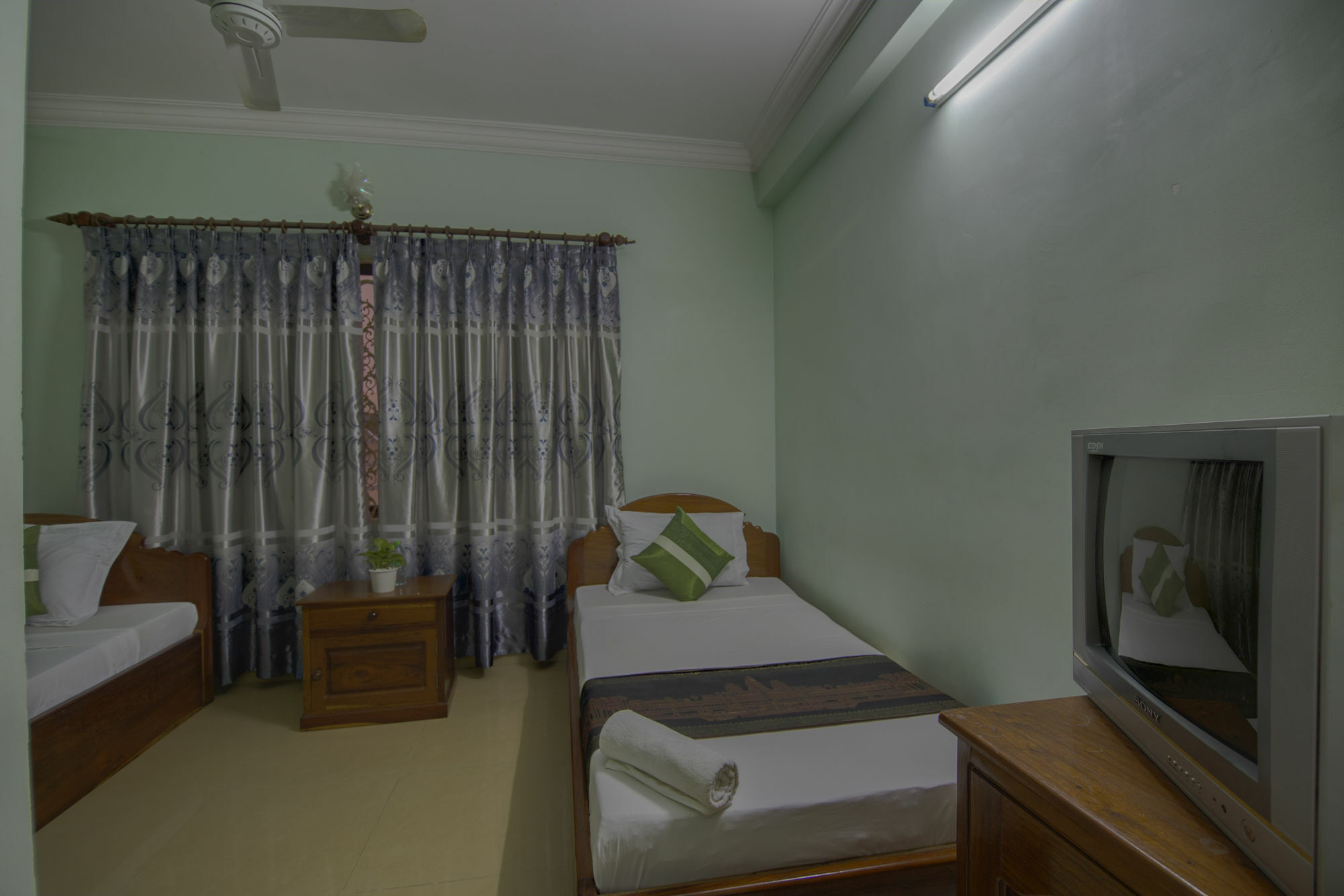 Happy Heng Heang Guesthouse Siem Reap Exterior photo